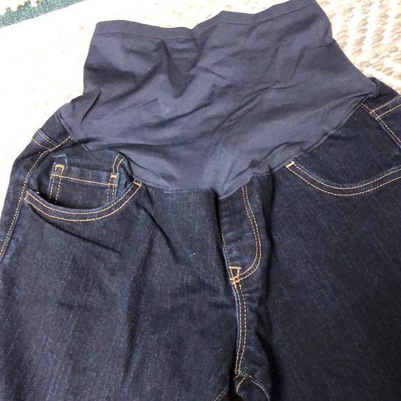Old Navy maternity jeans dark wash - Picture 2 of 2